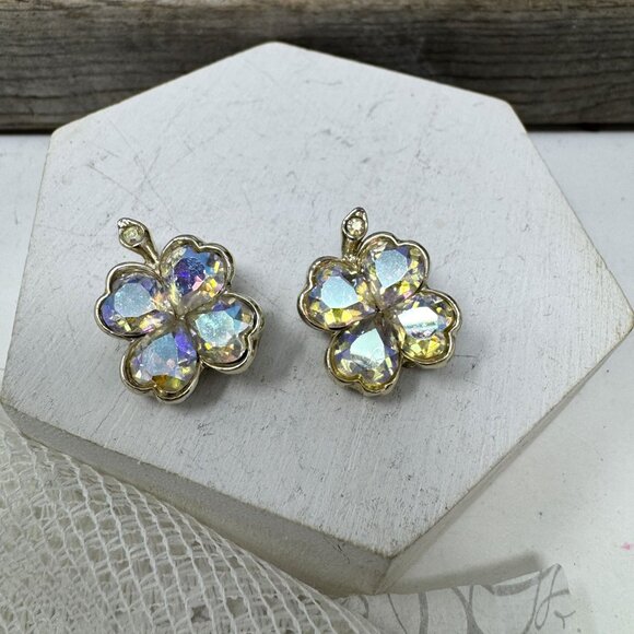 Vintage Gold Tone Four-Leaf Clover Clip-On Earrings With Iridescent Rhinestones - Picture 4 of 6